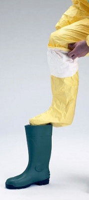 Комбинезон для химической защиты Тайкем С стандартный с носками L Комбинезоны защитные купить в Продез Сочи